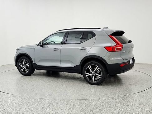 New 2026 Volvo XC40 B5 Core w/ Protection Package Premier AWD/4WD image 7