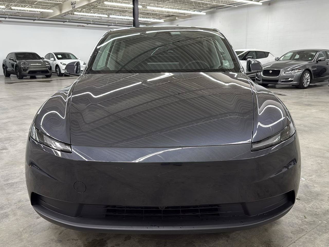 Used 2026 Tesla Model Y 2WD image 3