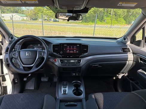 Certified 2023 Honda Ridgeline Sport image 8