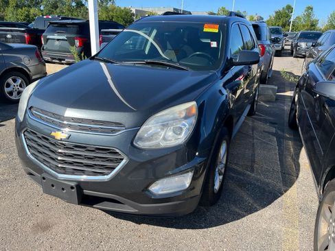 Used 2017 Chevrolet Equinox LT w/ Convenience Package AWD/4WD image 5