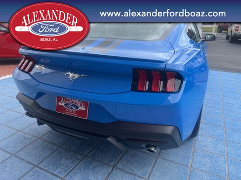 New 2025 Ford Mustang Premium image 6