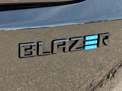 Used 2024 Chevrolet Blazer EV RS image 33