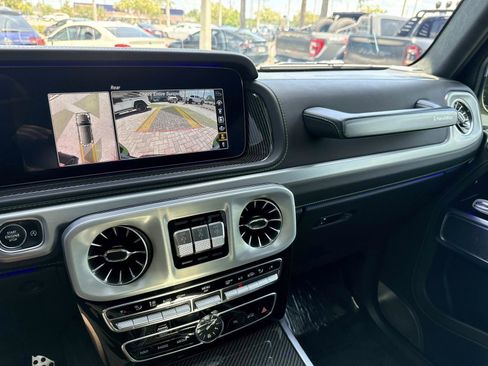 Certified 2022 Mercedes-Benz G 63 AMG 4MATIC image 28