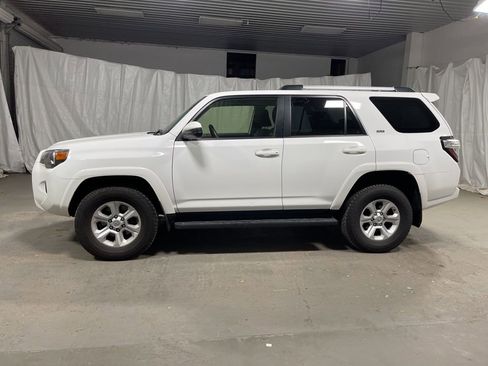 Used 2024 Toyota 4Runner SR5 image 4