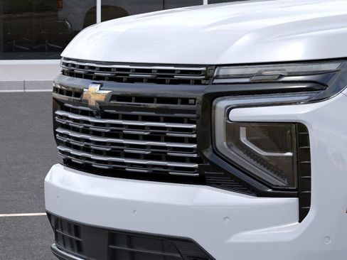 New 2026 Chevrolet Suburban High Country w/ Sun And Tow Package AWD/4WD image 14