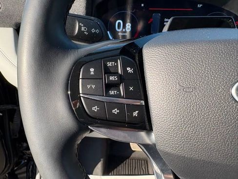 Used 2025 Ford Explorer Platinum w/ Ultimate Package image 31