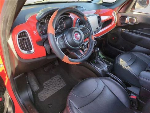 Used 2019 FIAT 500L Trekking w/ Popular Equipment Group image 10