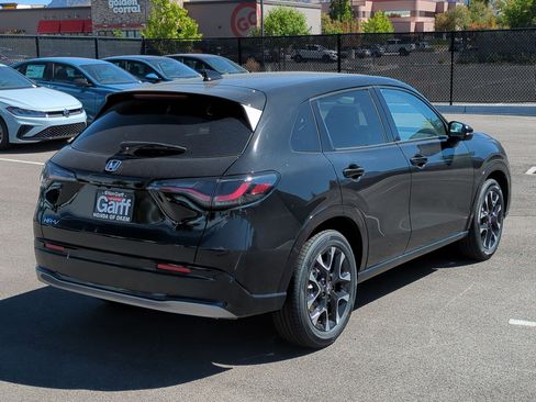 New 2026 Honda HR-V EX-L image 3