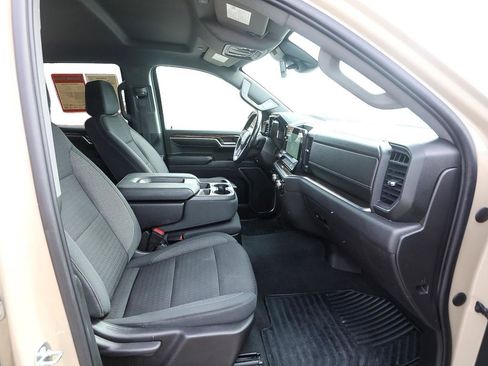 Used 2022 GMC Sierra 1500 Elevation image 23