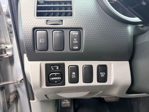 Used 2014 Toyota Tacoma 4x4 Double Cab w/ Limited Package image 19