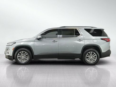 Used 2023 Chevrolet Traverse LT AWD/4WD image 2