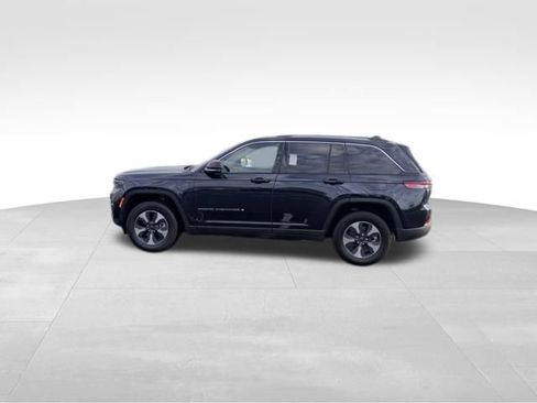 Used 2024 Jeep Grand Cherokee Limited 4xe image 10