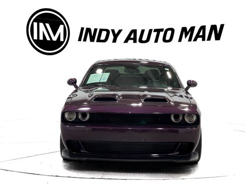 Used 2022 Dodge Challenger SRT Hellcat w/ Plus Package RWD image 9