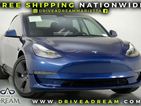 Used 2023 Tesla Model 3 Standard Range image 2