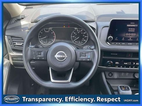 Used 2024 Nissan Rogue SV AWD/4WD image 14