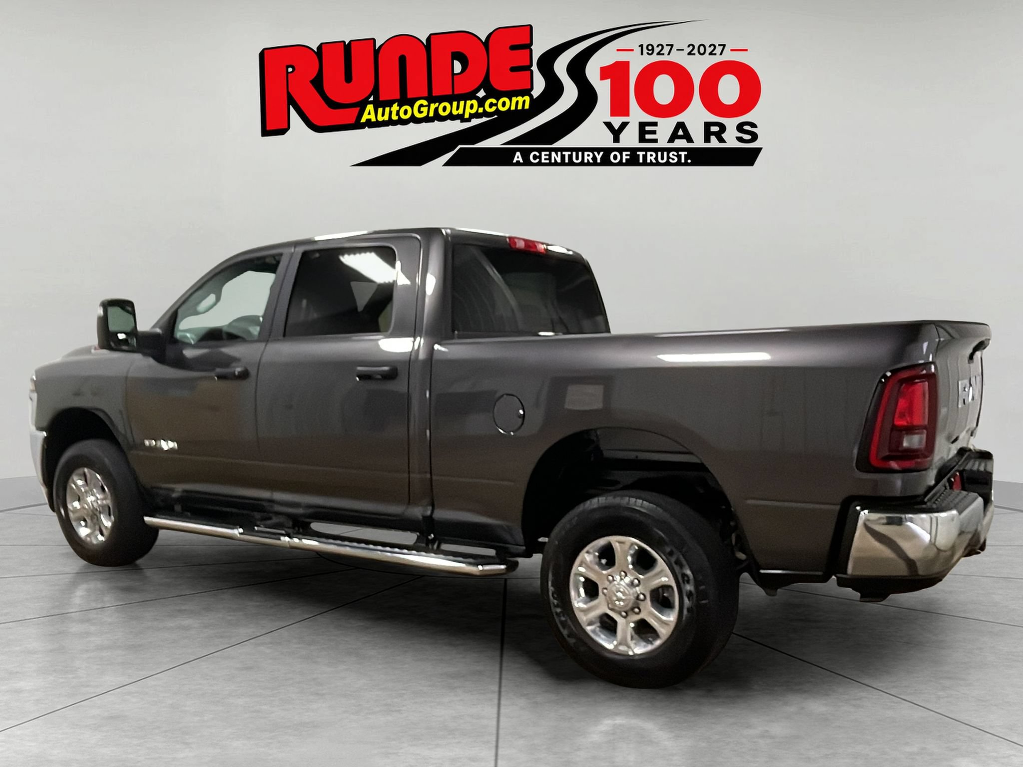 Used 2026 RAM 2500 Big Horn AWD/4WD image 3