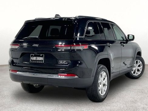 Used 2023 Jeep Grand Cherokee Limited RWD image 2