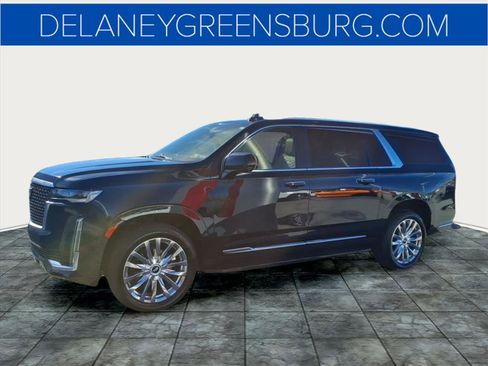 Used 2023 Cadillac Escalade ESV Premium Luxury image 6