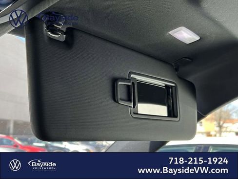 New 2026 Volkswagen Tiguan SE R-Line image 32