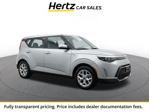 Used 2025 Kia Soul LX w/ LX Technology Package FWD image 1