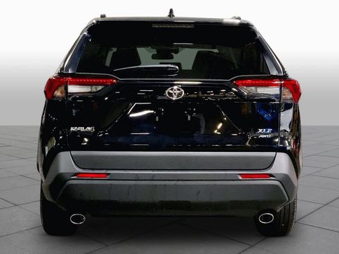 Used 2024 Toyota RAV4 XLE w/ Convenience Package AWD/4WD image 5