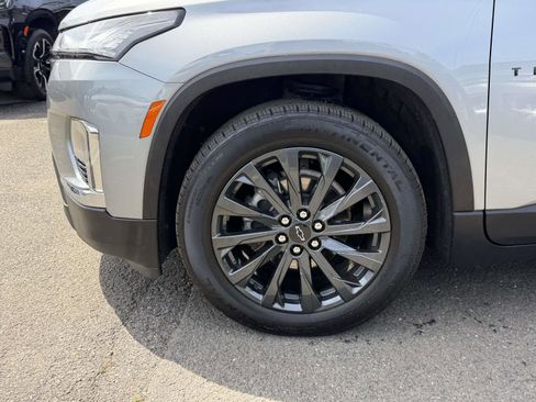 Used 2023 Chevrolet Traverse RS AWD/4WD image 6