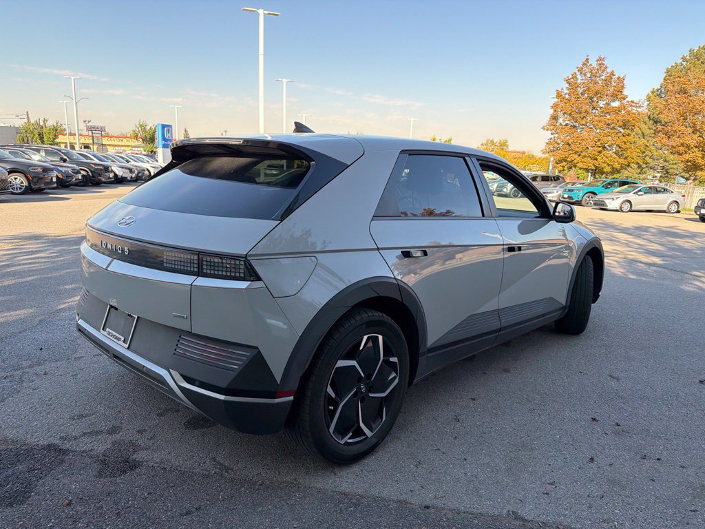 Used 2024 Hyundai Ioniq 5 SEL AWD/4WD image 5