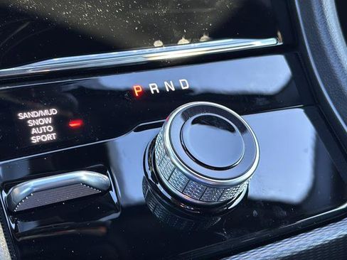 New 2025 Jeep Grand Cherokee L Limited w/ Luxury Tech Group II image 35