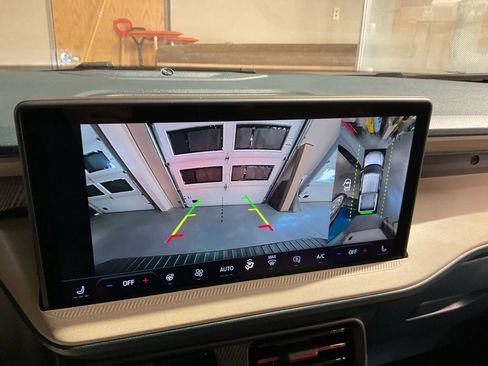 New 2026 Ford Maverick Lariat image 18