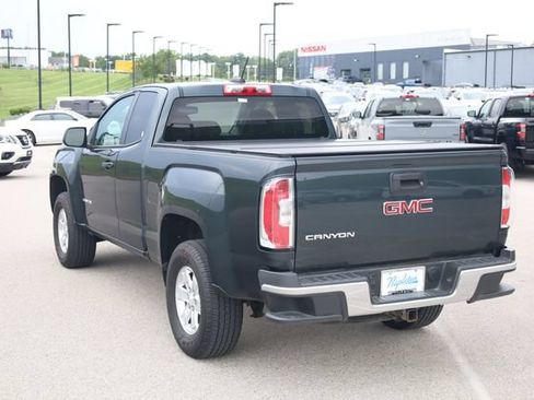 Used 2017 GMC Canyon W/T w/ Convenience Package RWD image 6