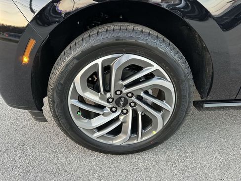 New 2025 Lincoln Navigator Reserve image 10