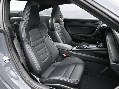 New 2026 Porsche 911 Carrera GTS RWD image 28