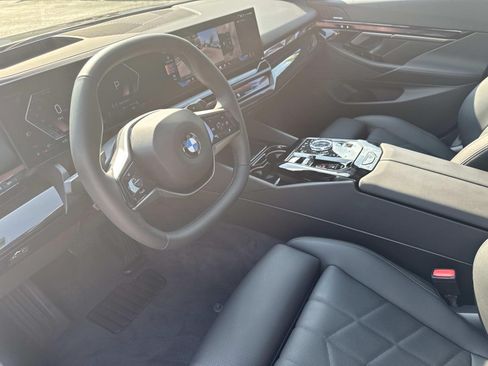 Used 2026 BMW 540i xDrive AWD/4WD image 21
