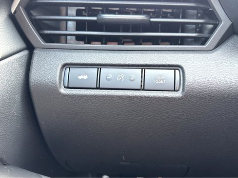 New 2026 Nissan Altima 2.5 SV FWD image 13