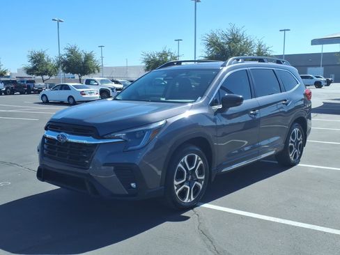 Used 2024 Subaru Ascent Limited w/ Technology Package AWD/4WD image 8