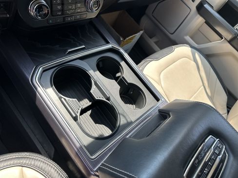 Used 2020 Ford F450 Limited w/ FX4 Off-Road Package AWD/4WD image 33