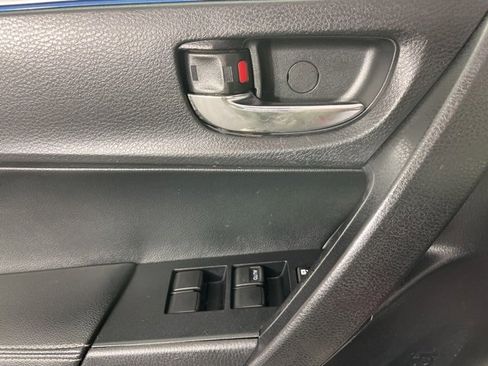 Used 2014 Toyota Corolla S Premium w/ Driver Convenience Package image 26