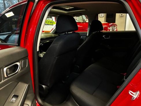Used 2022 Honda Civic EX image 29