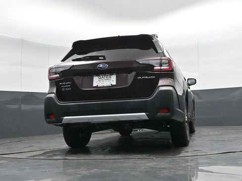 Used 2024 Subaru Outback Limited image 29