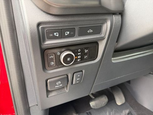 Used 2023 Ford F150 Platinum AWD/4WD image 19