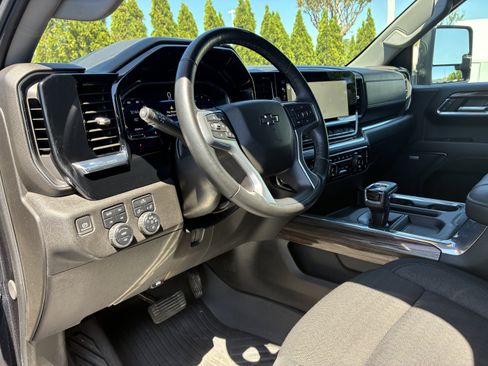 Used 2024 Chevrolet Silverado 1500 RST w/ Convenience Package II AWD/4WD image 23