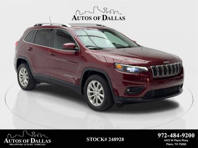 Used 2019 Jeep Cherokee Latitude w/ Popular Appearance Group