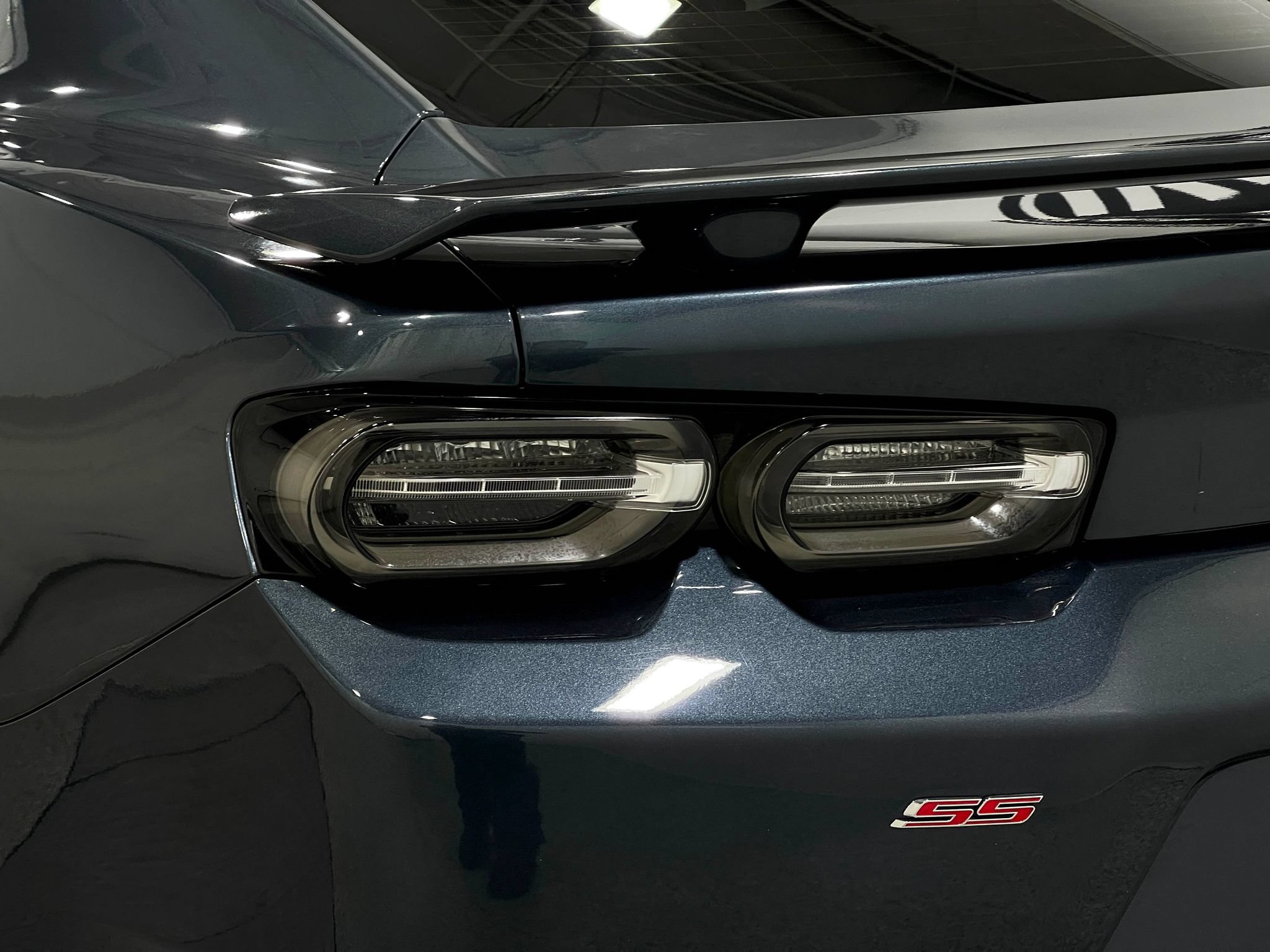 Used 2019 Chevrolet Camaro SS RWD image 31