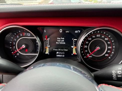Used 2019 Jeep Wrangler Unlimited Rubicon AWD/4WD image 8