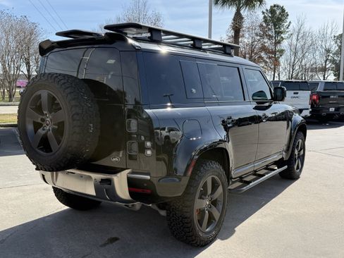 Used 2023 Land Rover Defender 110 X image 5