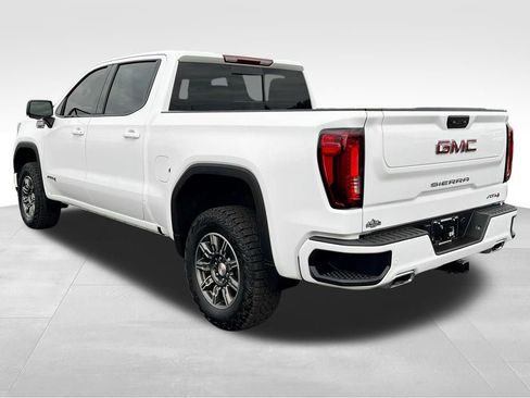 Used 2024 GMC Sierra 1500 AT4 w/ AT4 Preferred Package image 12