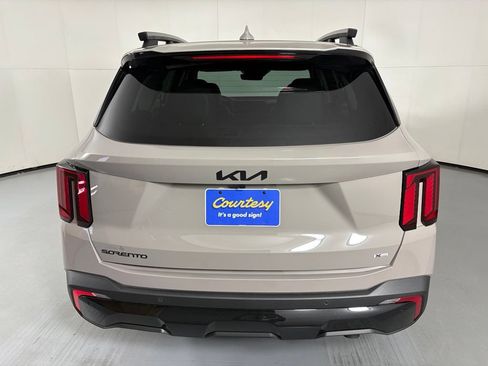 New 2026 Kia Sorento SX AWD/4WD image 7