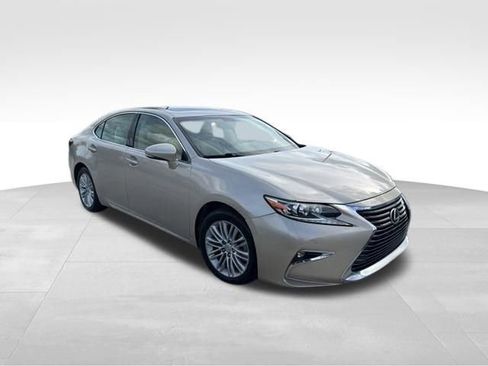 Used 2016 Lexus ES 350 w/ Premium Package w/Wood Trim image 7