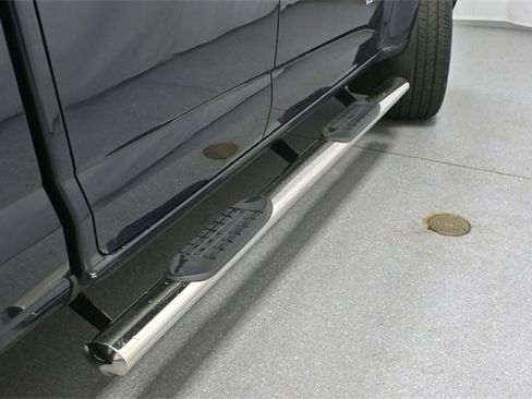 Certified 2018 GMC Canyon SLT w/ Driver Alert Package image 4