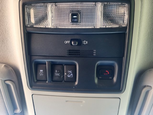 Used 2023 Toyota 4Runner SR5 AWD/4WD image 21